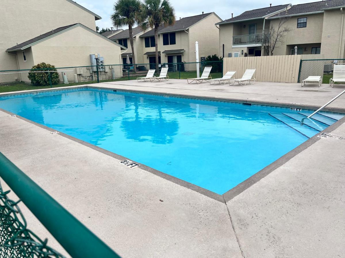 Sea & Sand Panama City Beach Exterior photo